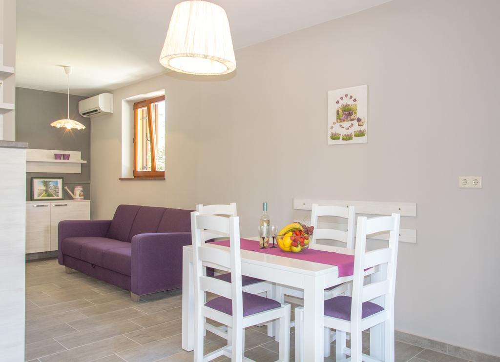 Apartments Masek Porec Bagian luar foto